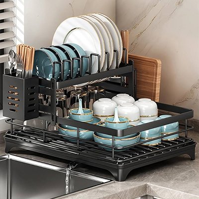 egouttoir vaisselle noir planche assiettes ustensiles bols verres evier comptoir